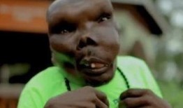 恐丑的娱乐吃瓜人是谁,揭秘娱乐圈背后的秘密